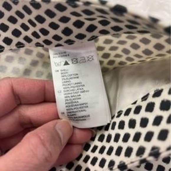 Like New H&M Woman Shorts Size 2 - Picture 5 of 6